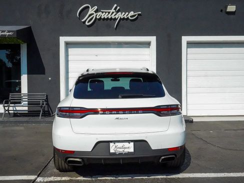 Used 2021 Porsche Macan AWD/4WD image 17