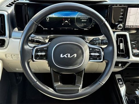 Used 2023 Kia Sorento SX image 14