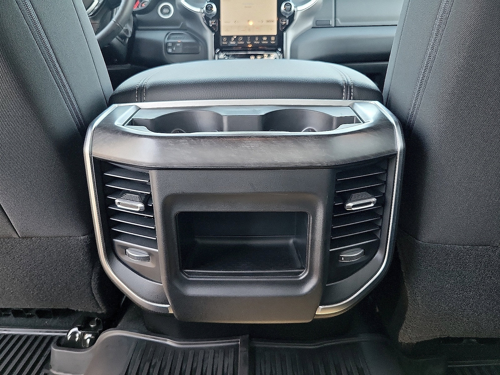Used 2024 RAM 3500 Big Horn w/ Night Edition AWD/4WD image 10