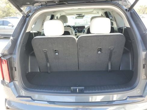 Certified 2023 Kia Sorento SX image 6