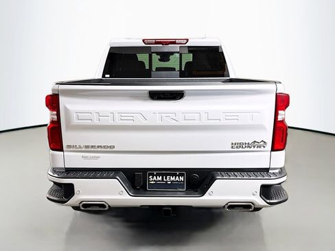 New 2026 Chevrolet Silverado 1500 High Country w/ High Country Premium Package AWD/4WD image 6