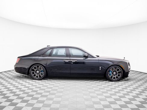 Used 2022 Rolls-Royce Ghost Black Badge image 6