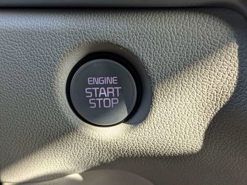 Used 2026 Kia Sorento EX w/ EX Premium Package FWD image 32