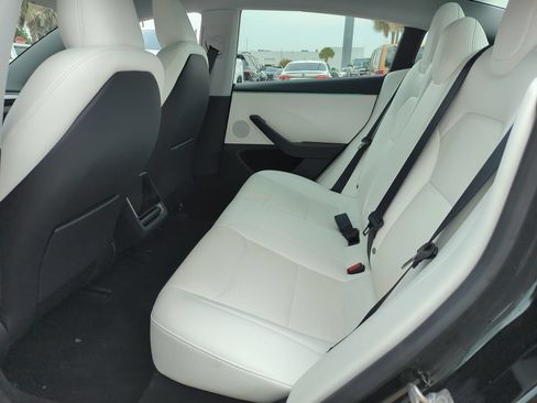 Used 2024 Tesla Model 3 Standard Range RWD image 22