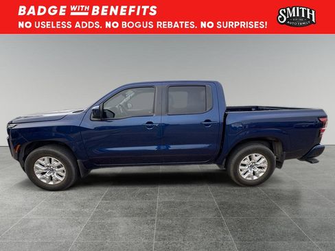 Used 2022 Nissan Frontier SV w/ Technology Package RWD image 7