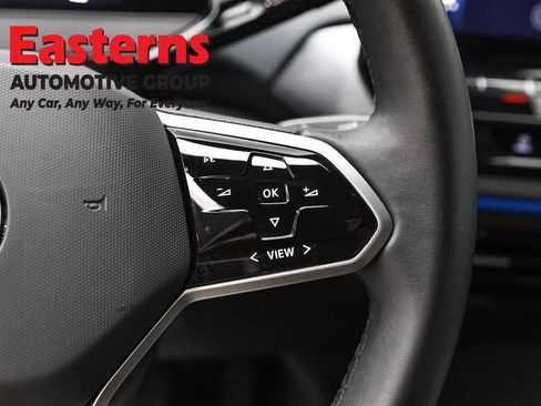 Used 2024 Volkswagen ID.4 2WD image 16