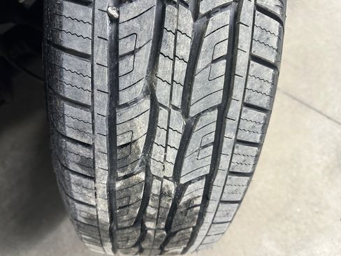 Certified 2023 GMC Acadia SLE w/ Driver Convenience Package image 39