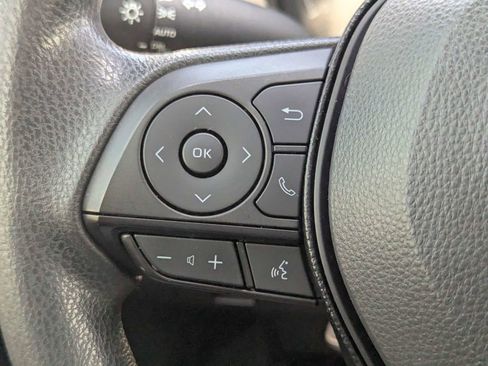 Used 2021 Toyota Corolla LE FWD image 24