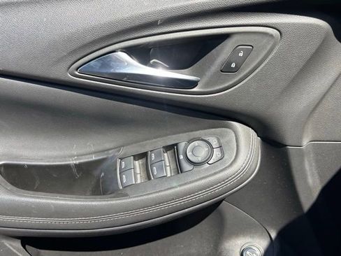 Used 2023 Buick Encore GX Select w/ Experience Buick Package FWD image 11