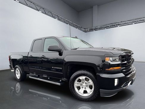 Used 2019 Chevrolet Silverado 1500 LT w/ All Star Edition image 25