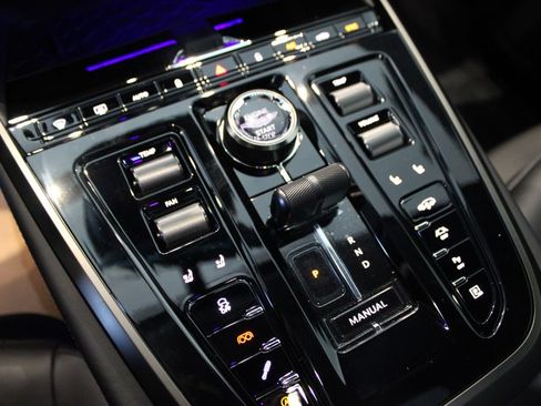 New 2026 Aston Martin DBX 707 AWD/4WD image 16