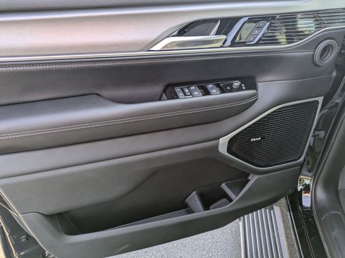 New 2026 Jeep Grand Wagoneer Limited image 10