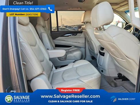 Used 2016 Cadillac Escalade ESV Luxury RWD image 15