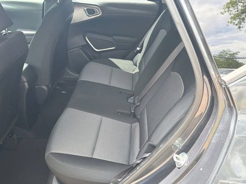 Used 2020 Kia Soul LX FWD image 21