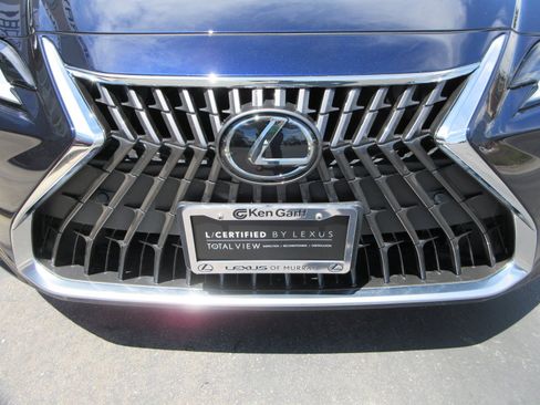 Used 2025 Lexus ES 300h w/ Premium Package FWD image 15