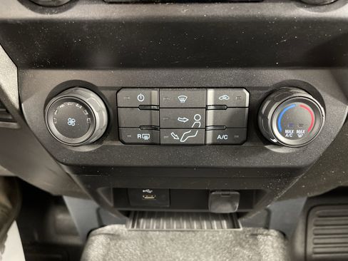 Used 2022 Ford F350 XL w/ Power Equipment Group image 22