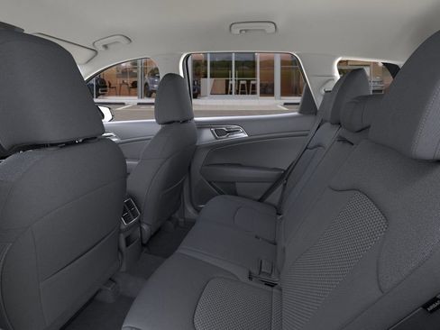 New 2025 Kia Sportage LX image 21