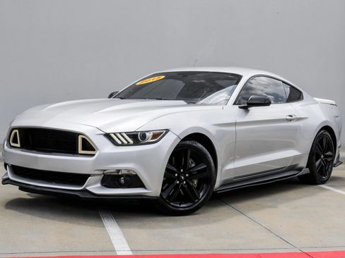 Used 2015 Ford Mustang Premium w/ Ecoboost Performance Package RWD image 13