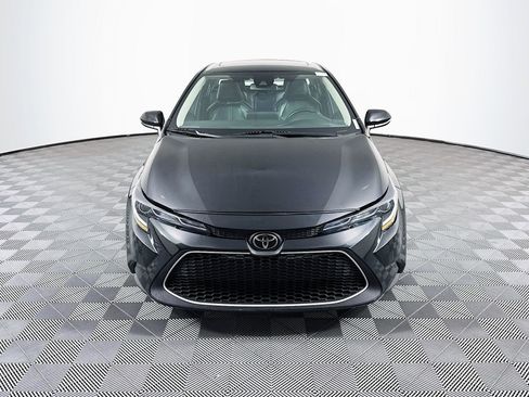 Used 2022 Toyota Corolla XLE image 2