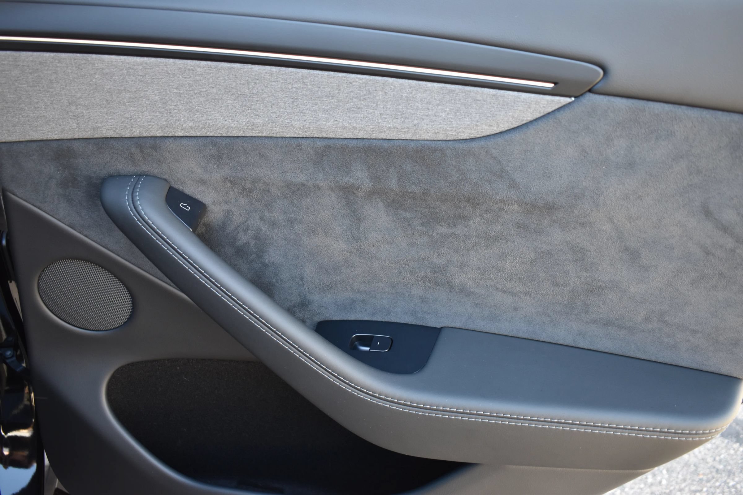 Used 2026 Tesla Model Y Long Range RWD image 22