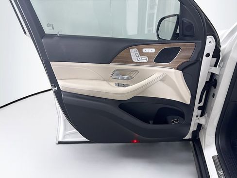 Certified 2025 Mercedes-Benz GLE 350 4MATIC image 24