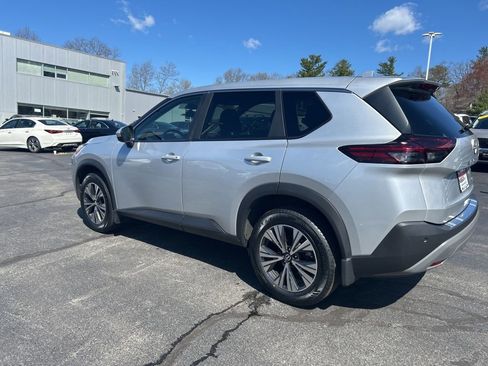 Certified 2023 Nissan Rogue SV AWD/4WD image 5