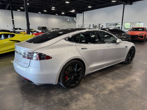 Used 2018 Tesla Model S P100D AWD/4WD image 7