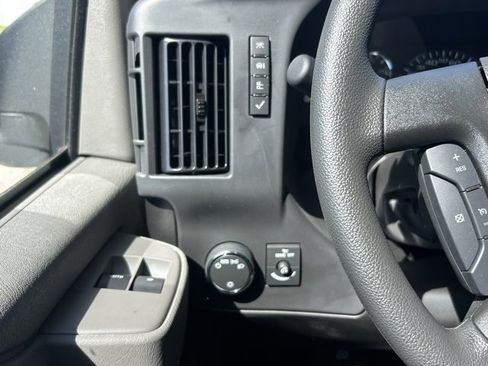 New 2025 Chevrolet Express 3500 Work Van w/ Power Convenience Package image 12