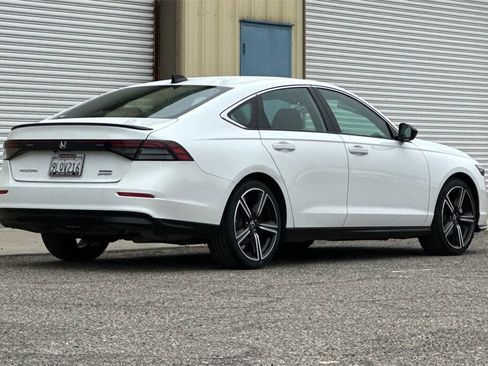 Used 2024 Honda Accord Sport image 8