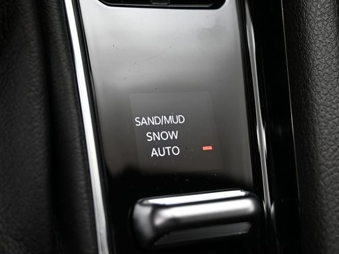 New 2026 Jeep Compass Latitude AWD/4WD image 13