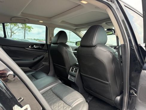 Used 2021 Nissan Maxima Platinum w/ Sport Mat Group FWD image 26