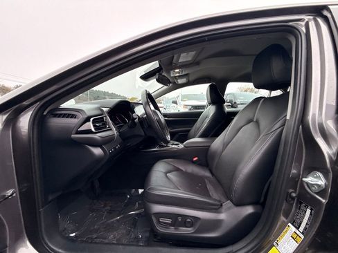 Used 2024 Toyota Camry XSE FWD image 24