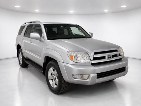 Used 2004 Toyota 4Runner Sport AWD/4WD image 2