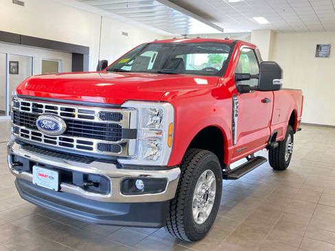 New 2026 Ford F350 XLT w/ FX4 Off-Road Package AWD/4WD image 11