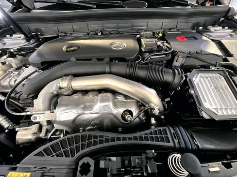 New 2026 Mercedes-Benz GLB 250 4MATIC image 14