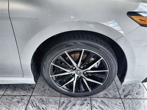 Used 2023 Toyota Camry SE image 10