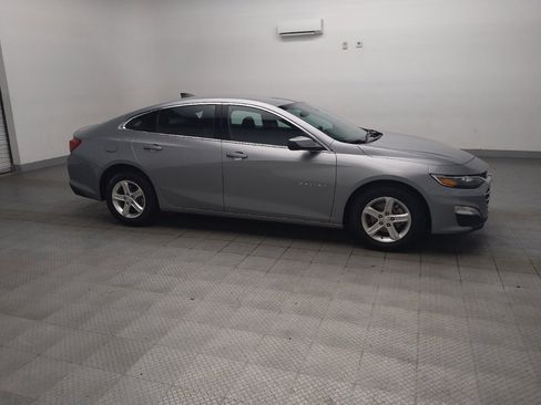 Used 2025 Chevrolet Malibu LS FWD image 11