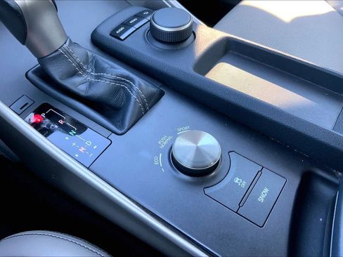 Used 2015 Lexus IS 250 image 36