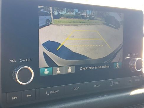 Used 2024 Honda HR-V Sport image 28