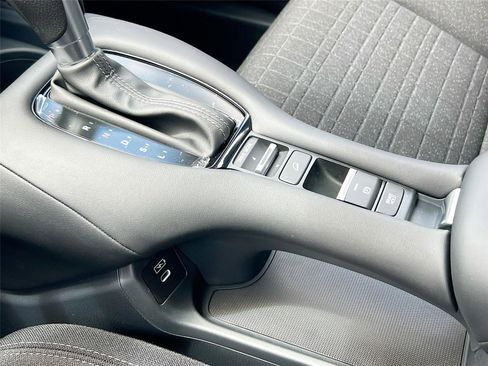 New 2025 Honda HR-V LX image 18