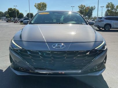 Used 2023 Hyundai Elantra Limited