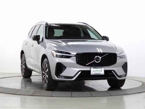Used 2025 Volvo XC60 B5 Core w/ Protection Package Premier image 1