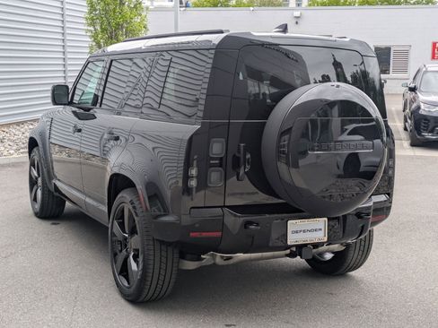 New 2026 Land Rover Defender 110 X-Dynamic SE AWD/4WD image 7