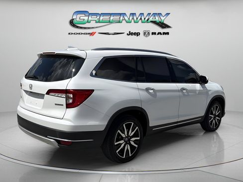 Used 2021 Honda Pilot Touring image 4