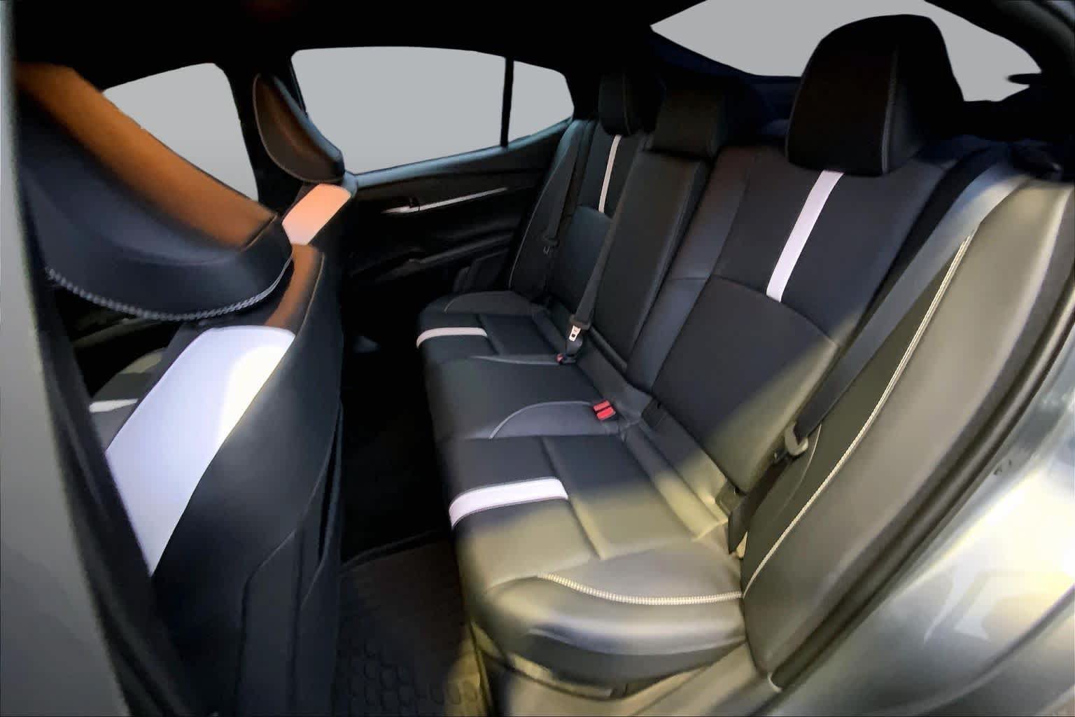 Used 2026 Toyota Camry SE FWD image 18