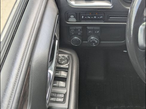 Used 2021 Chevrolet Tahoe LT AWD/4WD image 29