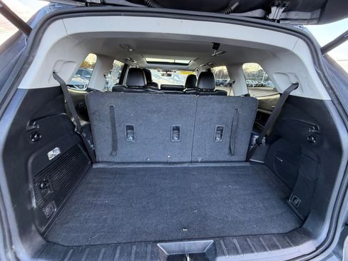 Used 2022 Subaru Ascent Limited w/ Technology Package image 25