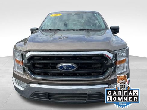 Used 2021 Ford F150 XLT image 8