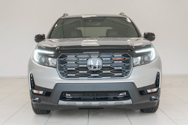 Used 2023 Honda Passport TrailSport image 5