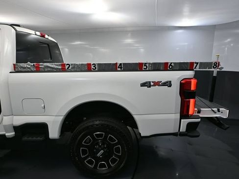 Used 2025 Ford F250 Platinum AWD/4WD image 44